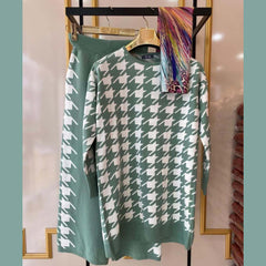 Arrow Printed Long Premium Quality Winter 2-Pcs Tracksuit For Her. WWTS-21